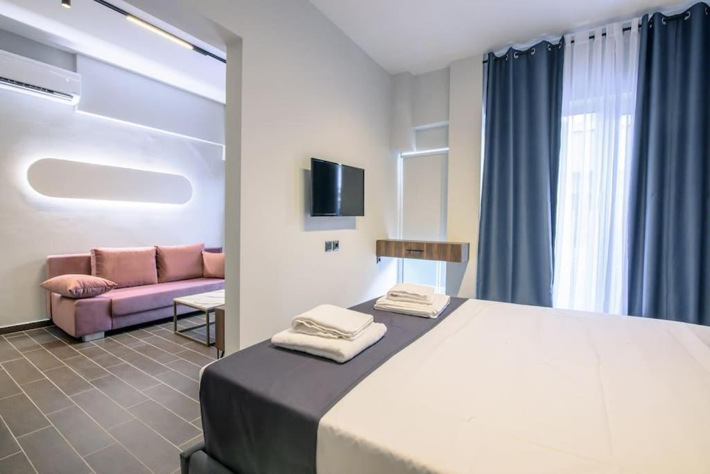 Luxury Central Apartment 4,1 ลาริซา ภายนอก รูปภาพ
