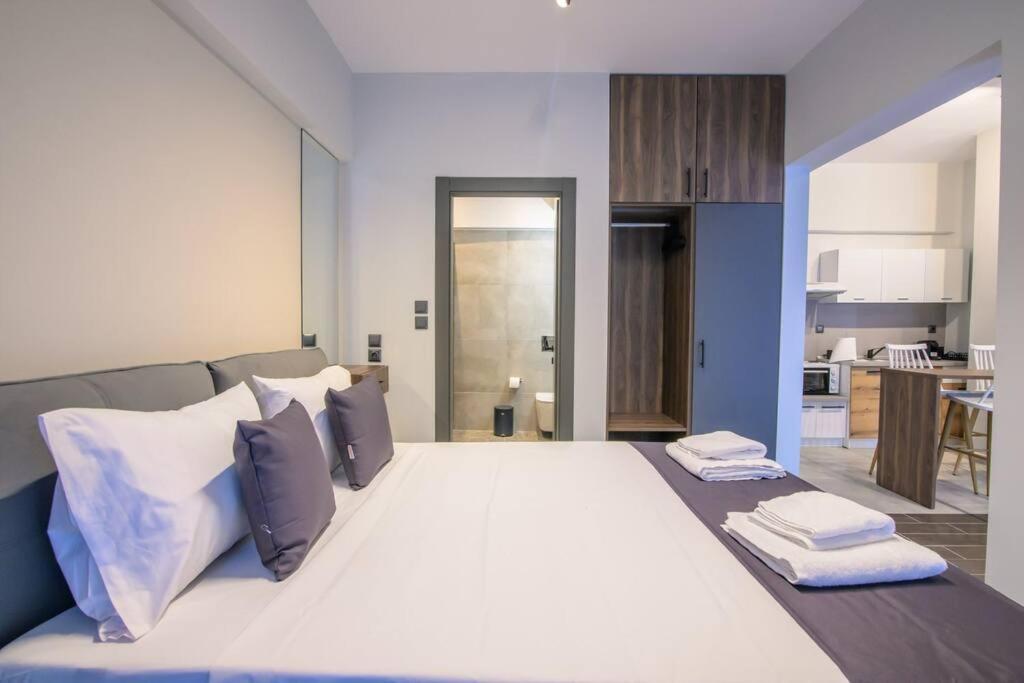 Luxury Central Apartment 4,1 ลาริซา ภายนอก รูปภาพ